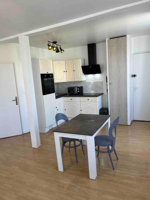 Le Saint Joseph Apartman Châlons-en-Champagne Kültér fotó